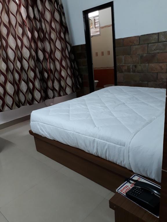 Hotel Katra Residency Kültér fotó