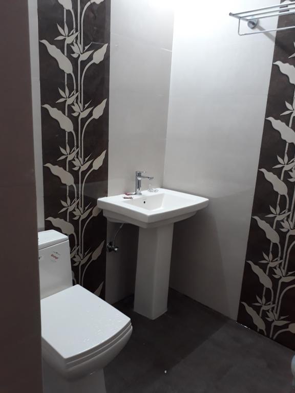 Hotel Katra Residency Kültér fotó