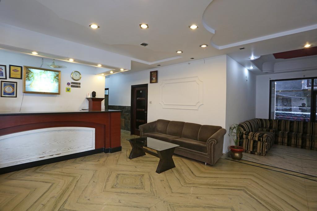 Hotel Katra Residency Kültér fotó