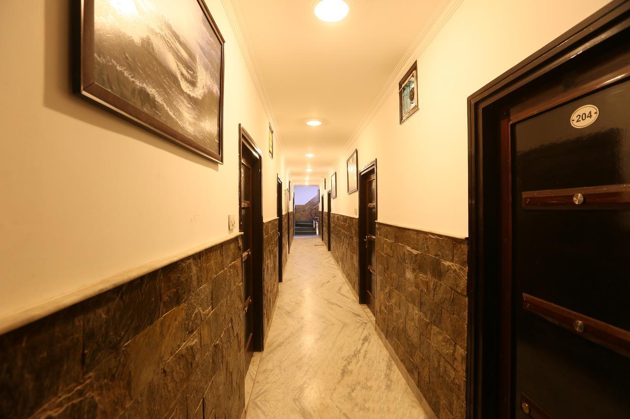 Hotel Katra Residency Kültér fotó