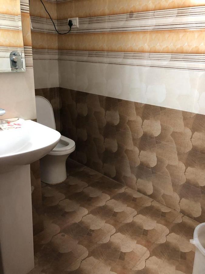 Hotel Katra Residency Kültér fotó